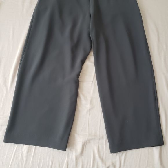 NWT H&M Crop Wide Leg Pants Dark Grey - Picture 12 of 16
